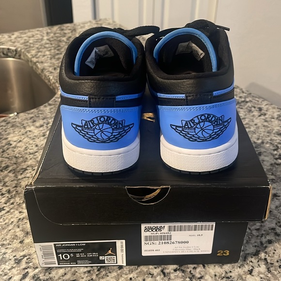 Air jordan 1 lows BABY BLUE - Picture 3 of 5